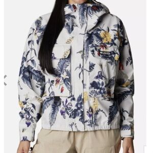 Columbia Sportswear Company Women's Field Creek Fraser Cropped Shell Jacket Med.